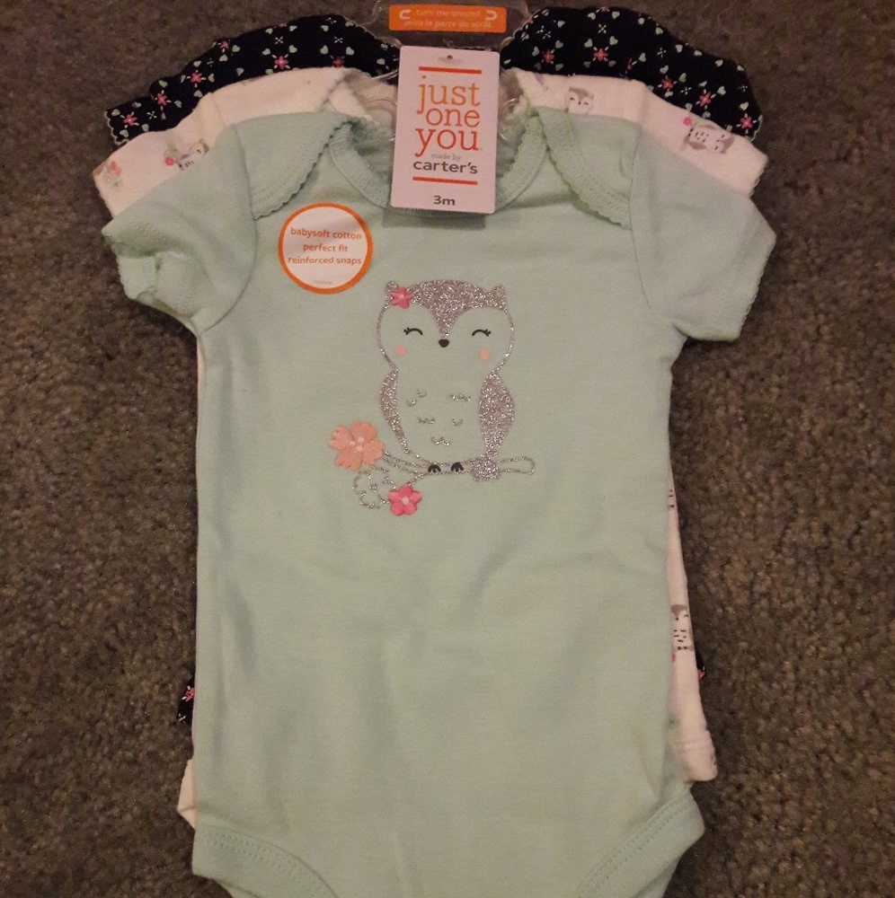3 onesies and 2 pack pants